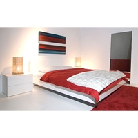 Float Queen Bed with 2 Night Tables in High Gloss White 